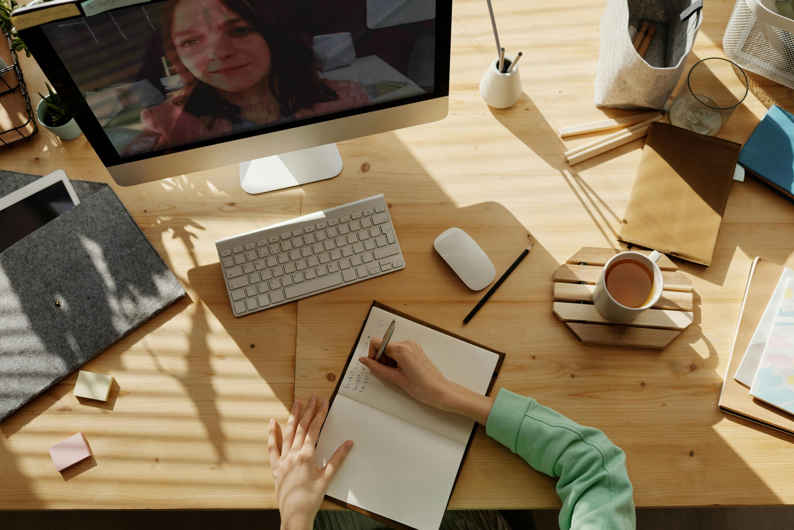 Você está visualizando atualmente Educação Online: Transformando a Formação em Gestão.