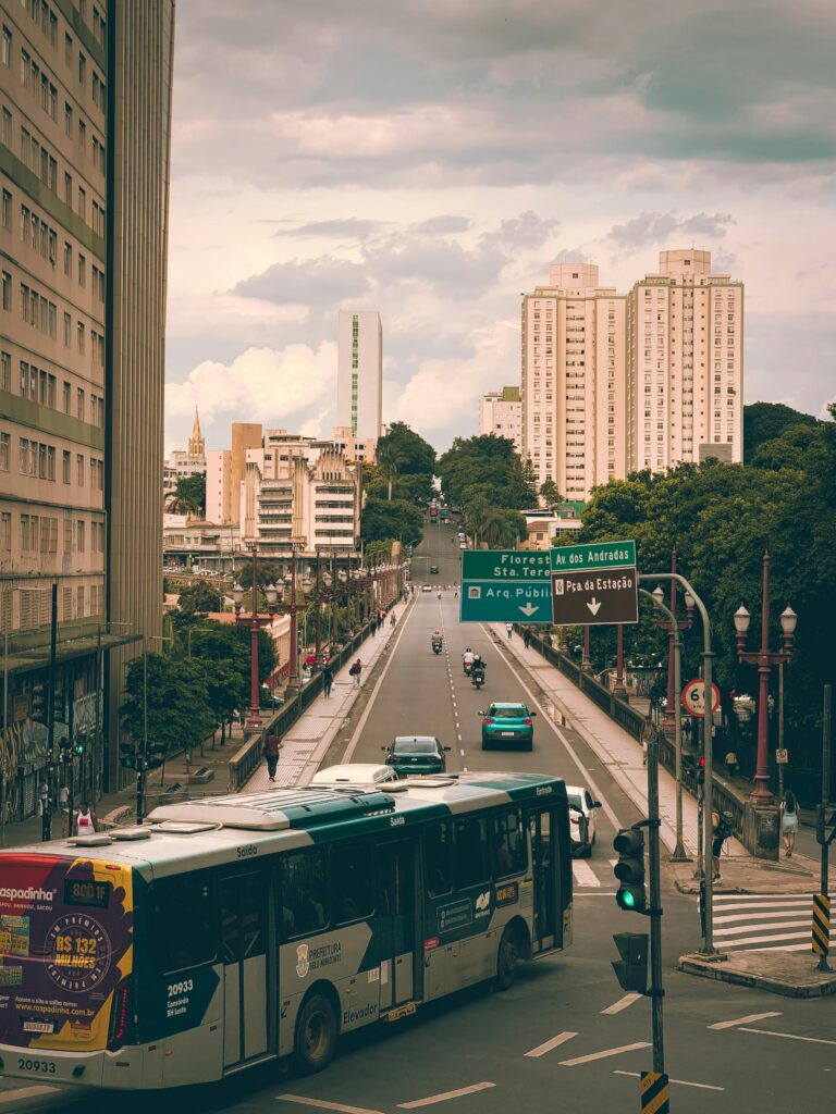 Leia mais sobre o artigo Goiânia Mantém Tarifa de Ônibus Acessível: Estratégias de Gestão em Mobilidade Urbana.