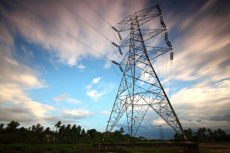 Leia mais sobre o artigo Gestão e regulação falha agravam crise energética em Manaus.